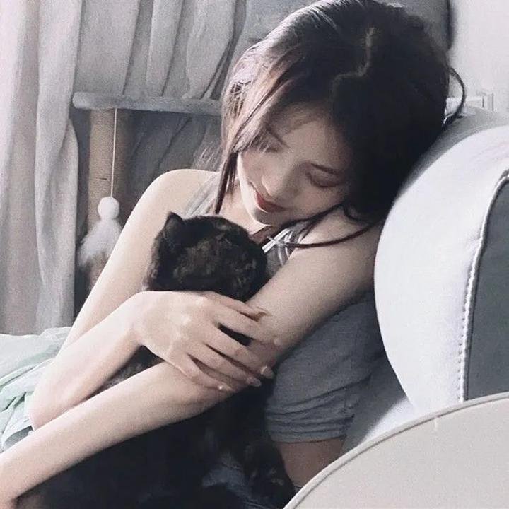 来自大山的哑娘